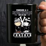 New York Yankees Fan Forever Peanuts Snoopy And Charlie Brown 3 mug.jpg