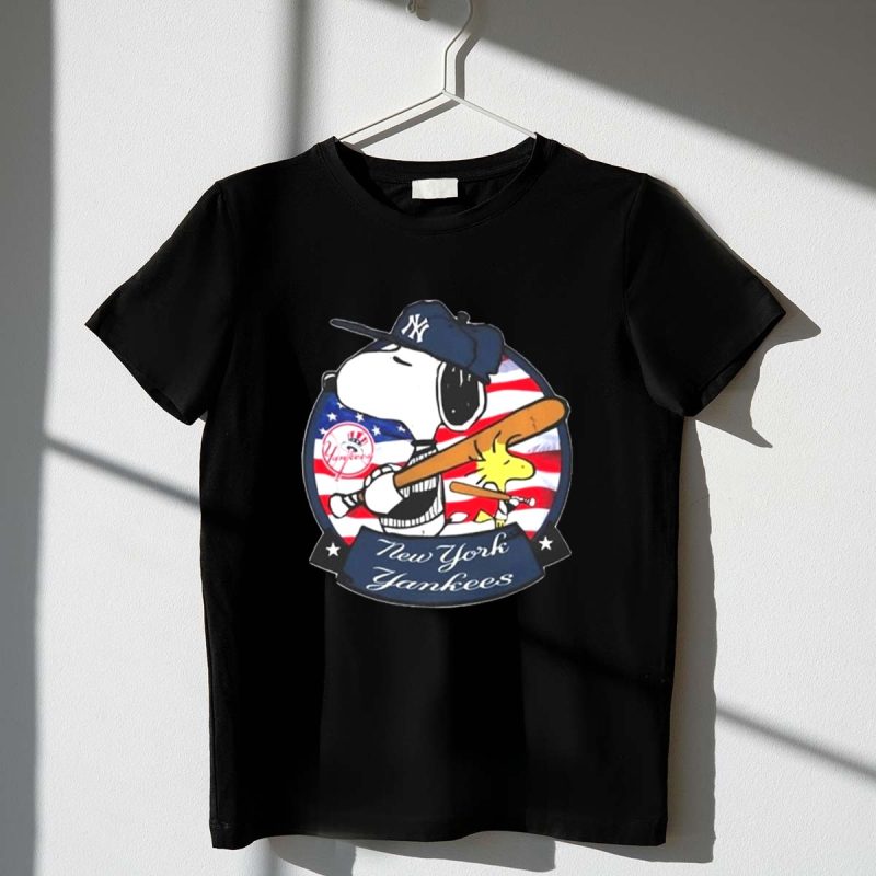 New York Yankees Snoopy And Woodstock 4Th Of July 1 T Shirt