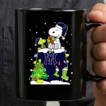 New York Yankees Snoopy Christmas Tree Peanuts 3 mug.jpg