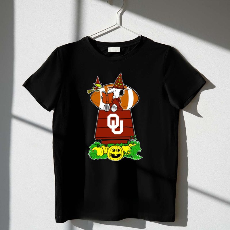 Oklahoma Sooners Snoopy Read Books Halloween Witch Woodstock Pumpkins Football 1 T Shirt.jpg