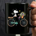 Packers Snoopy on Bicycle with Flowers and Woodstock 3 mug.jpg