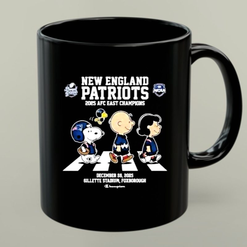 Patriots Afc East Champions December 28 2025 Snoopy And Peanuts Family Abbey Road 1 Mug.jpg