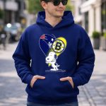 Patriots Bruins Snoopy Heart Hug 8 Hoodie
