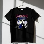 Patriots Win Snoopy High Five Celebration 1 T Shirt