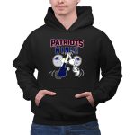 Patriots Win Snoopy High Five Celebration 2 Hoodie
