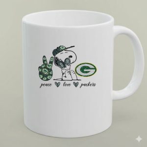 Peace Love Green Bay Packers Snoopy Vintage Football Fan 1 mug.jpg