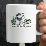 Peace Love Green Bay Packers Snoopy Vintage Football Fan 3 mug.jpg