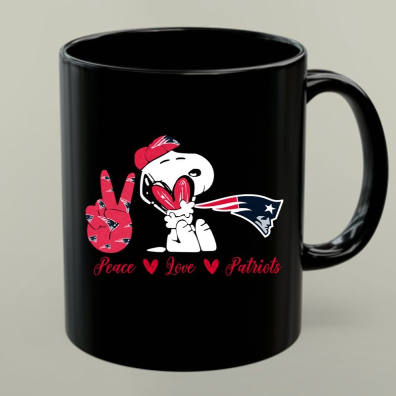 Peace Love Patriots Snoopy New England 1 Mug.jpg