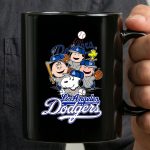 Peanuts Gang Los Angeles Dodgers Baseball Snoopy 3 mug 1.jpg