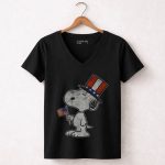Peanuts Snoopy American Flag Top Hat USA 7 Womens V Neck