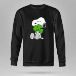 Peanuts Snoopy Hugging Green Shamrock 9 Sweatshirt