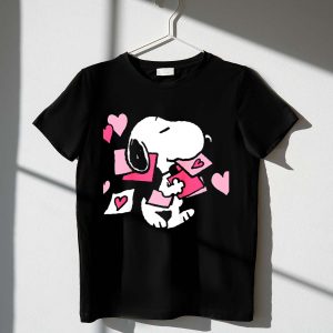 Peanuts Valentines Snoopy Carrying Hearts and Envelopes 1 T Shirt