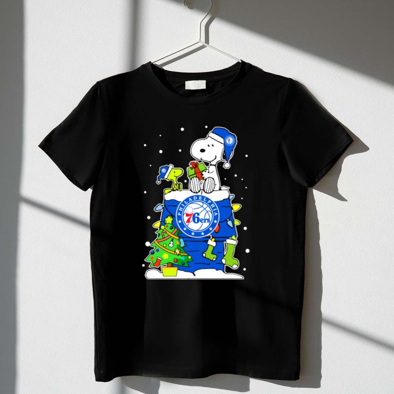 Philadelphia 76Ers Snoopy Christmas Present With Tree And Woodstock 1 T Shirt