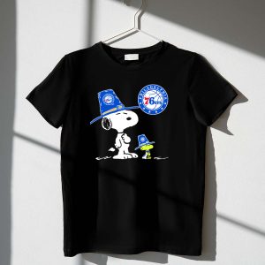 Philadelphia 76ers Snoopy Woodstock Pilgrim Hat Basketball 1 T Shirt
