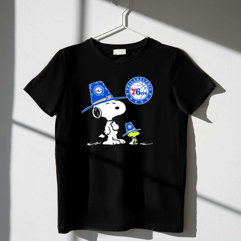 Philadelphia 76Ers Snoopy Woodstock Pilgrim Hat Basketball 1 T Shirt