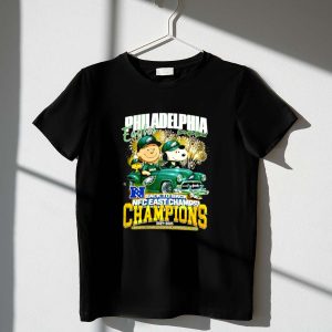 Philadelphia Eagles Snoopy Peanuts Nfc East Division 2025 Champions Shirt