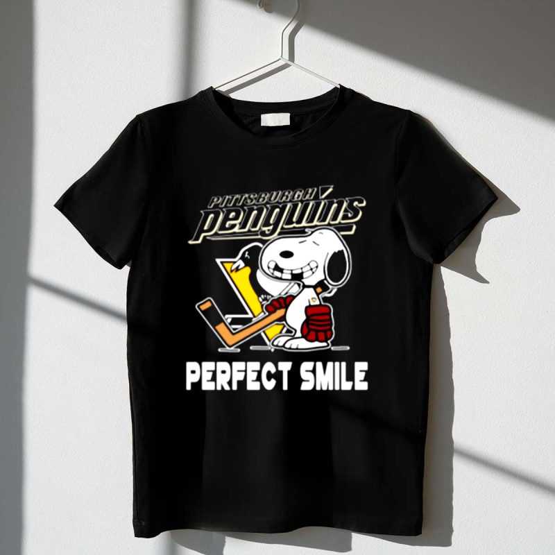 Pittsburgh Penguins Snoopy Perfect Smile The Peanuts 1 T Shirt