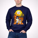 Pittsburgh Steelers Snoopy Charlie Brown Halloween Pumpkin Moon House 3 Sweatshirt