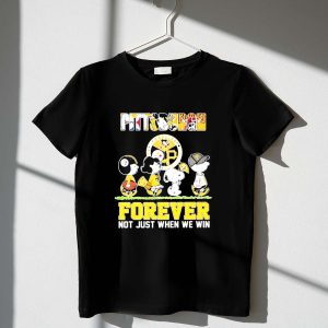 Pittsburgh Team Snoopy And Charlie Brown The Peanuts Forever Not Just When We Win Shirt