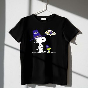 Ravens Snoopy And Woodstock Thanksgiving Pilgrim Hats Nfl Baltimore Ravens 1 T Shirt