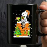 San Francisco Giants Snoopy Christmas Santa Hat With Woodstock And Presents 3 mug 1.jpg