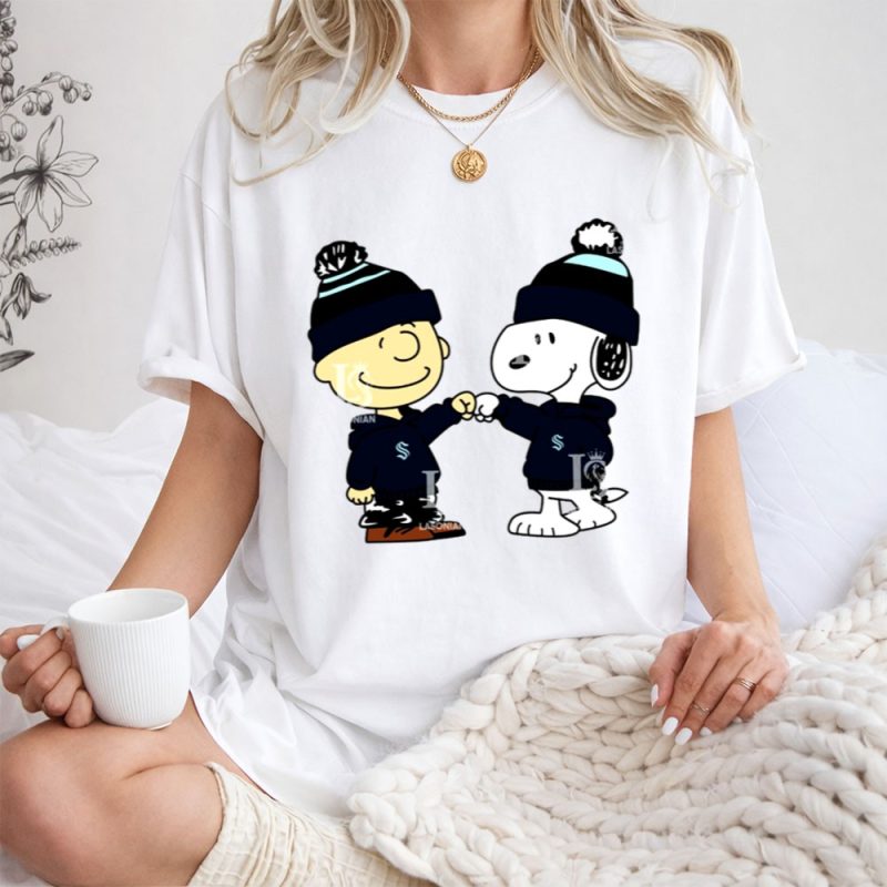 Seattle Kraken Snoopy And Charlie Brown Fist Bump 1 T Shirt.jpg