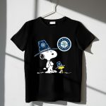 Seattle Mariners Snoopy Pilgrim Hat 1 T Shirt.jpg