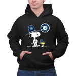 Seattle Mariners Snoopy Pilgrim Hat 2 Hoodie.jpg