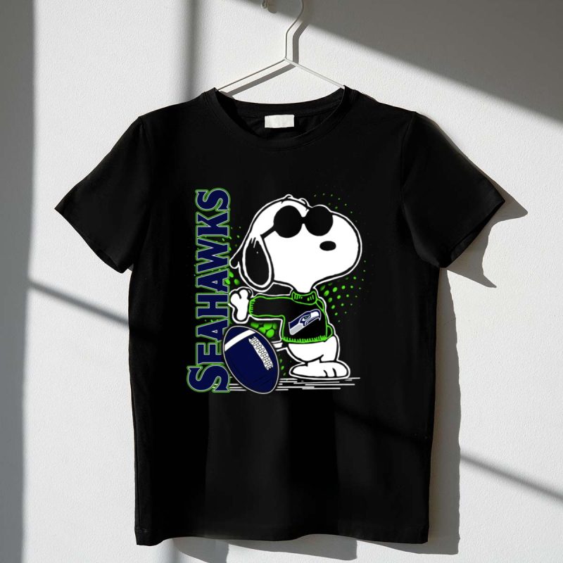 Seattle Seahawks Snoopy Football 1 T Shirt