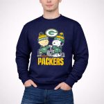 Snoopy And Charlie Brown Green Bay Packers Football Skyline 3 Sweatshirt