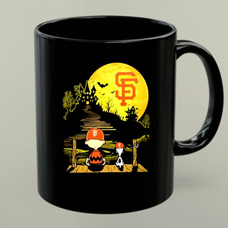 Snoopy And Charlie Brown Sit Under Moon San Francisco Giants Halloween 1 Mug 1.Jpg