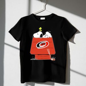 Snoopy And Woodstock Carolina Hurricanes Hockey Doghouse 1 T Shirt.jpg