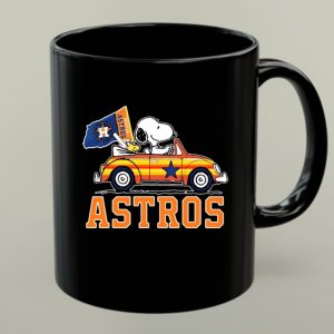 Snoopy And Woodstock Driving Car Houston Astros Flag 1 mug.jpg