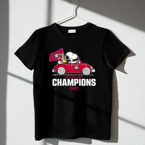 Snoopy And Woodstock Georgia Bulldogs Super Bowl Lvi Champions 1 T Shirt.jpg