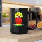 Snoopy And Woodstock Halloween Boston Red Sox Pumpkin House 2 mug.jpg