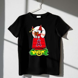 Snoopy And Woodstock Halloween Los Angeles Angels Baseball Pumpkin Scene 1 T Shirt.jpg