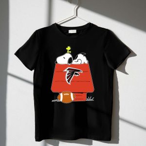 Snoopy And Woodstock On Atlanta Falcons Doghouse With Football 1 T Shirt