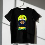 Snoopy And Woodstock With Chicago Bears Logo Halloween Scene 1 T Shirt