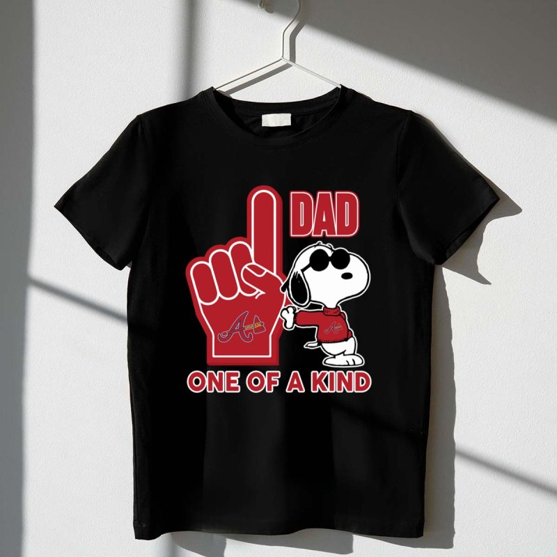 Snoopy Atlanta Braves 1 Dad One Of A Kind 1 T Shirt