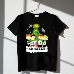 Snoopy Bengals Christmas Tree Peanuts Characters 1 T Shirt