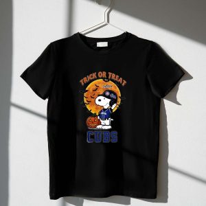 Snoopy Chicago Cubs Trick Or Treat Halloween Shirt