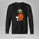 Snoopy Christmas Georgia Bulldogs Football Tree And Doghouse 9 Sweatshirt.jpg