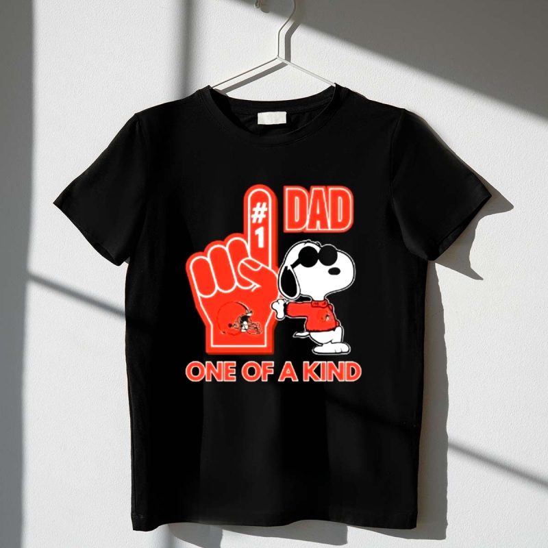 Snoopy Cleveland Browns 1 Dad One Of A Kind 1 T Shirt