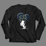 Snoopy Heart Hug Notre Dame Fighting Irish Nd 4 Long Sleeves.jpg