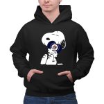 Snoopy Holding Winnipeg Jets Heart 2 Hoodie.jpg