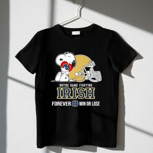 Snoopy Hug Heart Notre Dame Fighting Irish Forever Win Or Lose 1 T Shirt.jpg