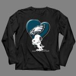 Snoopy Hugging Heart Philadelphia Eagles 4 Long Sleeves