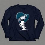 Snoopy Hugging Heart Philadelphia Eagles 6 Long Sleeves