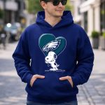 Snoopy Hugging Heart Philadelphia Eagles 8 Hoodie