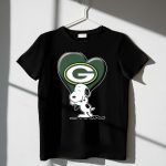 Snoopy Hugging Heart with Green Bay Packers 1 T Shirt